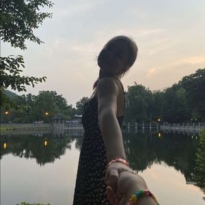 Meet your Posher, Addison